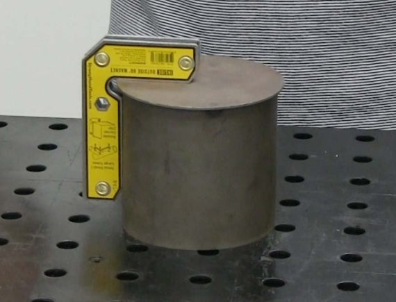 Cale magnétique à angle ajustable de 30 à 270° 156mm STRONGHAND TOOLS